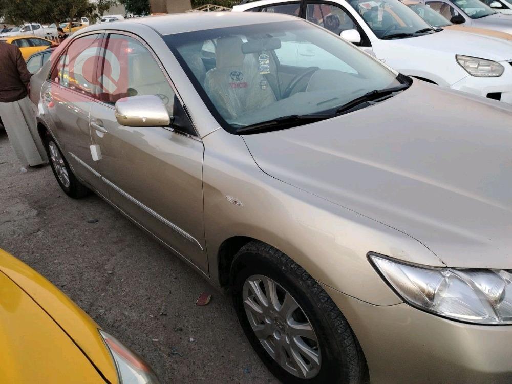 تۆیۆتا کامری